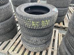 GOODYEAR-4 Pneus hiver 215/65R17
