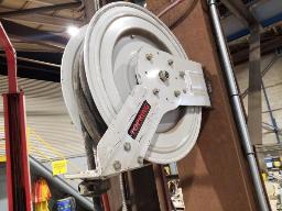 2 Dévidoirs de boyau à air