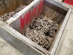 2 Paires de chaine à piton pour VOLVO L110 et L120