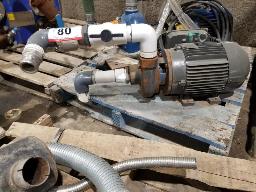 Pompe à eau 550 volts