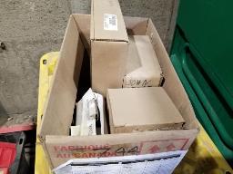 Lot de pièces JOHN DEERE 870G , neuves