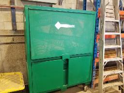 Coffre sur roues et table de travail GREENLEE 7060CF0, 70''x60''x30''