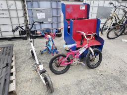 Pouponbus, 2 vélos et une trottinette