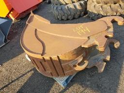 Godet à dents , attache KOMATSU P210