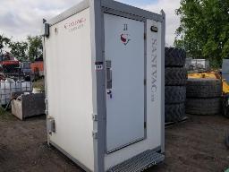 Toilette mobile 60''x72''x101''