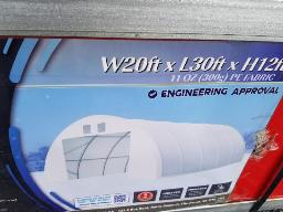 2025 GOLD MOUNTAIN-Abri 20x30x12, simple trust, PE, Boitier: 86''x29''x20''