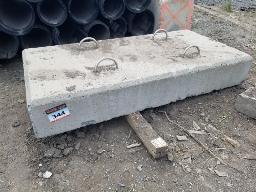 Plaque en béton avec œillet environ 40''x80''