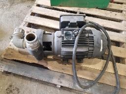 Pompe à eau 5HP 240 volts, WEG et bouilloire électrique HYDRA 5 éléments 18 KW