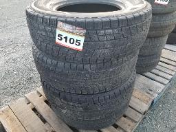 DUNLOP Winter max SJ8 265/70R17 - 4 pneus
