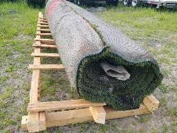 1 Rouleau tapis gazon, environ 15' long