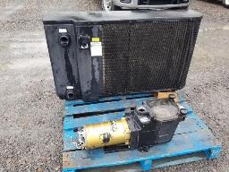 Chauffe piscine avec pompe et lot de chaises