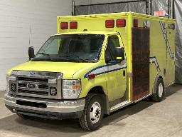 2017, FORD E-350, AMBULANCE    6 ROUES