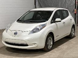 2015, NISSAN LEAF, AUTOMOBILE    ÉLECTRIQUE