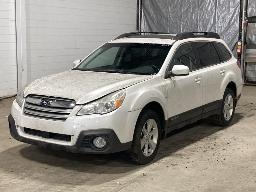 2013, SUBARU OUTBACK, AUTOMOBILE  AWD