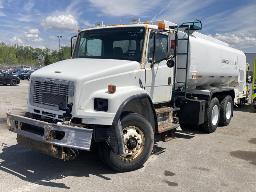 2003, FREIGHTLINER FL80, CAMION À 10 ROUES    CITERNE,
