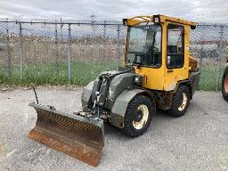 2009, BENCO TN-900, TRACTEUR ARTICULÉ  4 X 4  CHASSE-NEIGE