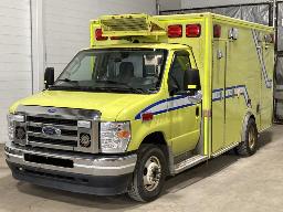 2018, FORD E-350, AMBULANCE    6 ROUES