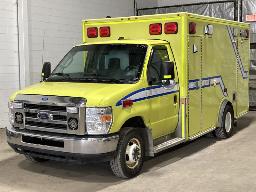 2018, FORD E-350, AMBULANCE    6 ROUES,