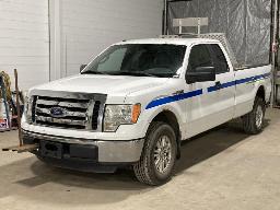 2011, FORD F-150 XLT, CAMIONNETTE    MONTE-CHARGE