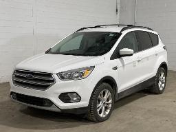 2017, FORD ESCAPE SE, VUS  4WD