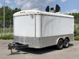 2005, CARGO CE814, REMORQUE FERMÉE    2 ESSIEUX