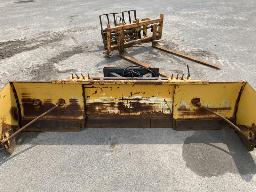 3 ACCESSOIRES    2 ENS. FOURCHES, CHASE-NEIGE