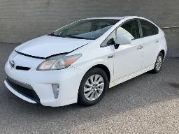 2013, TOYOTA PRIUS, AUTOMOBILE    HYBRIDE