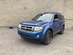 2010, FORD ESCAPE XLT, VUS