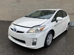 2010, TOYOTA PRIUS, AUTOMOBILE    HYBRIDE