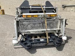 LOT DE FLÈCHES ET ACC.    6 PALETTES