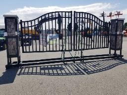 Portail d'entrée 14' avec dessin d'arbre, neuf