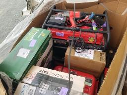 Palette de surplus de magasin non vérifié environ 17 mcx . Prévoir environ 15% de perte D'une valeur de: 3917$