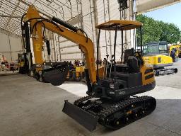 2025 AGT Excavatrice modèle MX50R NEUF