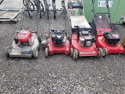4 tondeuses à essence