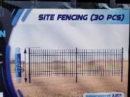 Clôture 30 sections de 117''x78'', poteaux 104'', poids 2950 lbs, neuve
