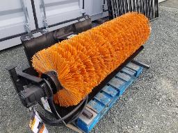 2025 GIYI GY-SE61 Balai 61'', largeur 77'', No. Série QSJ250608, Attache skid steer