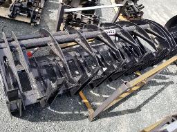 2025 GIYI GY-CLG72C Pince à billot attache skid steer