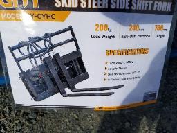 2025 GIYI GY-CYHC Carcan 36'' + Fourche à déplacement latéral 30'' pour chargeur
