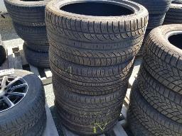 4 pneus Pirelli PZero Nero 255/35R18