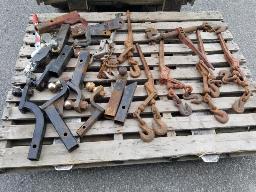 Lot main et boule varié + lot tensionneurs à chaine + tire fort