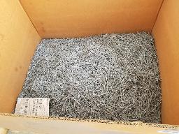Lot de clous galvanisé 2 1/2 neuf environ 342lbs