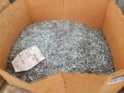 Lot de clous à toiture 2'' neuf environ 1700lbs