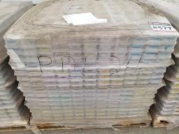 Environ 1300 boîtes de clous Neuf