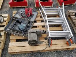 BOSCH Marteau électrique + Échelle en aluminium + Sableuse à ruban + Palan à chaine
