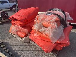 Lot d'environ 9 toiles isolantes (2 palettes)