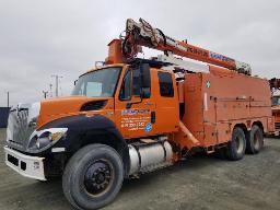 2010 INTERNATIONAL 70S, camion nacelle,