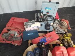 Lot varié: Scie à ruban + scie à onglet + scie à ruban en métal + ensemble extracteur à marteau...