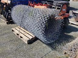 3 rouleaux de clôture 6' + lot de barre horizontale et verticale