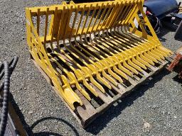 Panier à roche 70'', modèle SFRC70BO500Y, attache skid steer