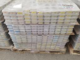 Environ 1250 boîtes de clous Neuf